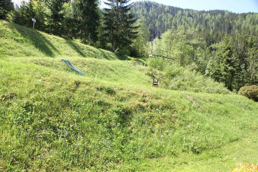 Ferienwohnung Haus im Turm Bad Kleinkirchheim Exterior foto